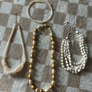 Vintage Necklace lot